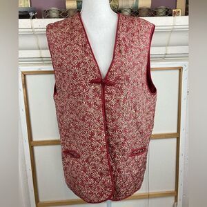 Deluxe Silk quilted vest w/ frog closure🎉 Asian touches, boho vibe